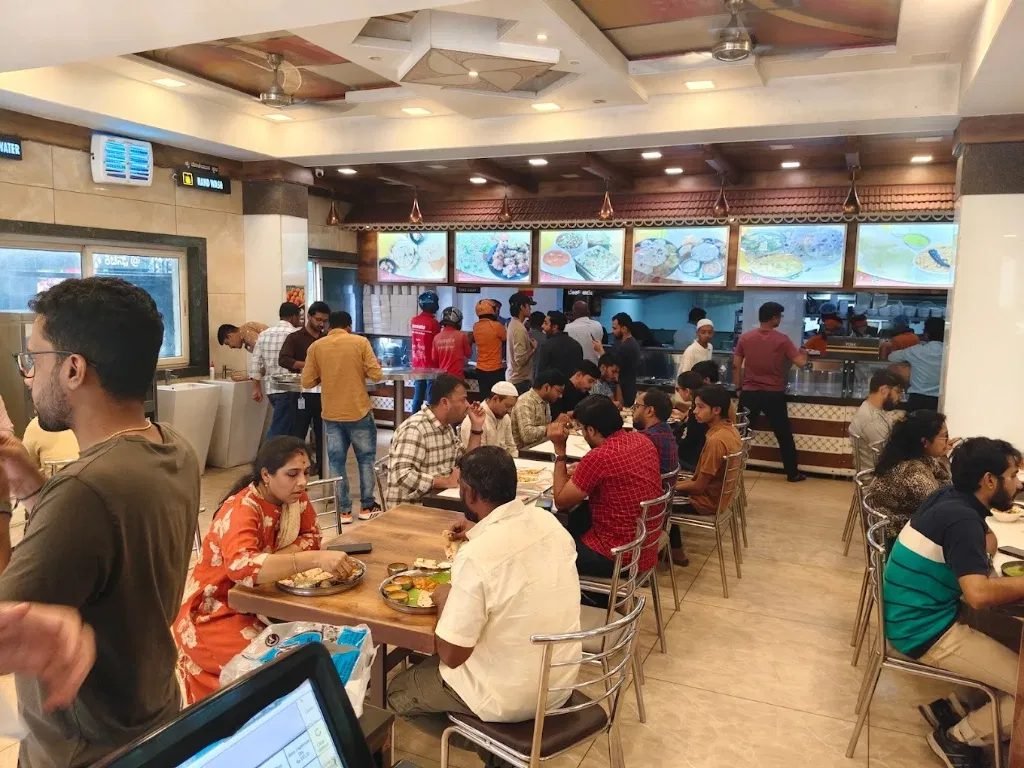 Sri Udupi Park live food counter